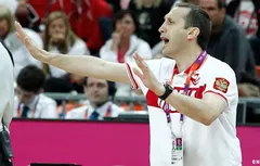Malgré sa sclérose en plaques, David Blatt rend visite à l’équipe canadienne
