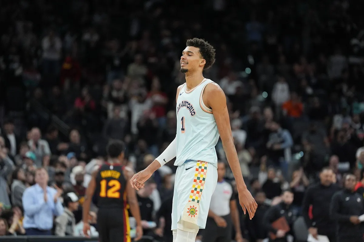 Victor Wembanyama (Spurs) contre les Hawks