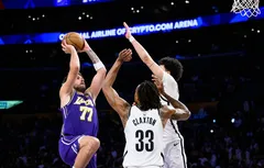 Les Lakers attendent le 4e quart-temps pour repousser les Nets