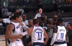 Marcus Morris expulsé pour sa vilaine faute sur Luka Doncic