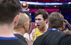 Austin Reaves et les Lakers très en colère contre les arbitres