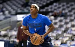 Frank Ntilikina signe finalement à Charlotte !