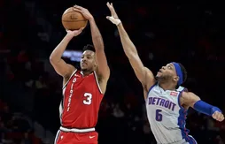 C.J. McCollum et Carmelo Anthony sauvent les meubles face aux Pistons