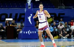 Kelsey Plum marque les esprits pour sa première avec le Mercury