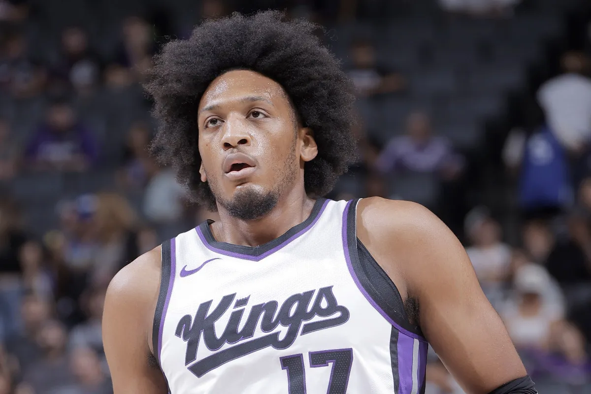 Isaac Jones avec les Kings