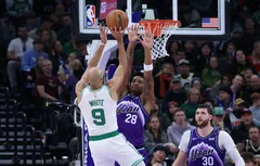 Le Jazz cale sur la durée face aux Celtics