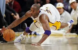 Les Lakers humiliés sous les sifflets de leur public