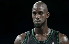 Reverra-t-on Kevin Garnett sur un terrain ?
