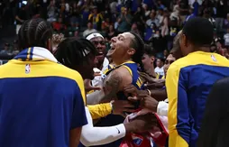 Lindy Waters III donne la victoire aux Warriors d’un “buzzer beater”