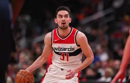Un double-double rarissime pour Tomas Satoransky
