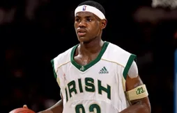 Un maillot mythique de LeBron James vendu aux enchères