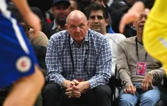 Suspendu, Steve Ballmer laisse les clés des Clippers à John Gibson