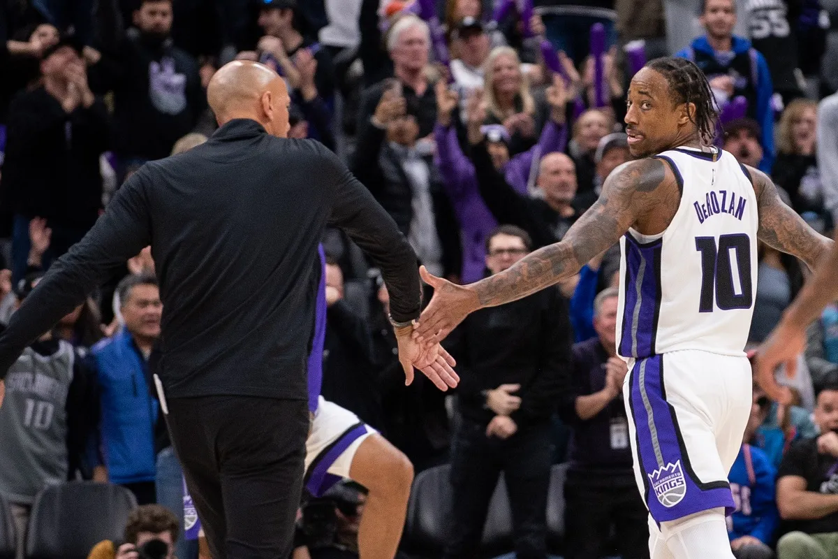 Doug Christie DeMar DeRozan (Kings) face au Heat