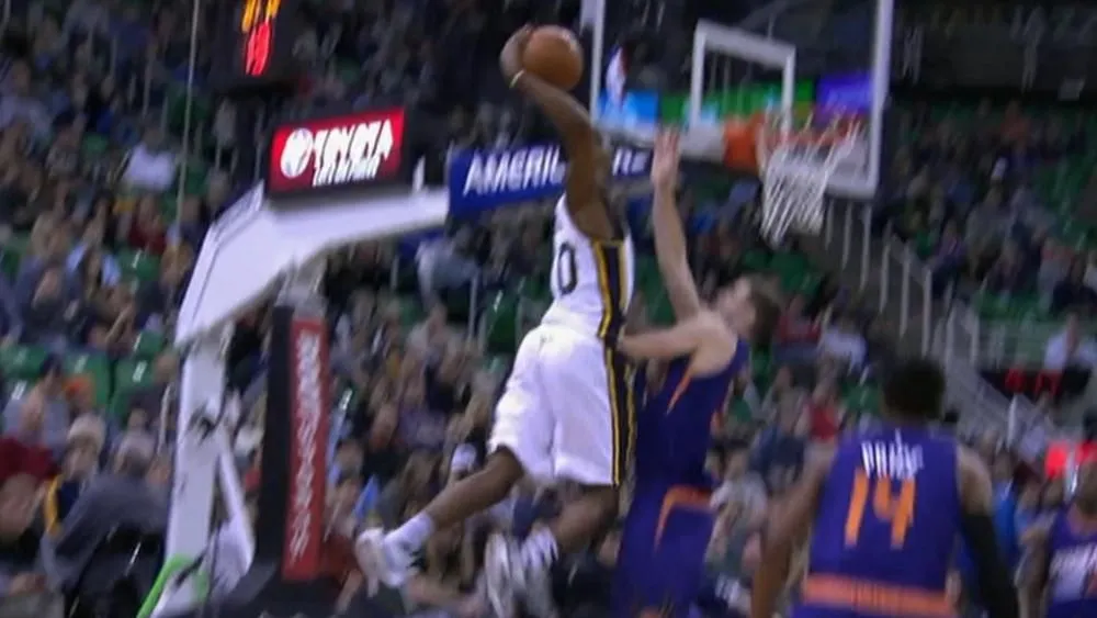 Alec Burks, candidat au titre du Dunk Of The Year