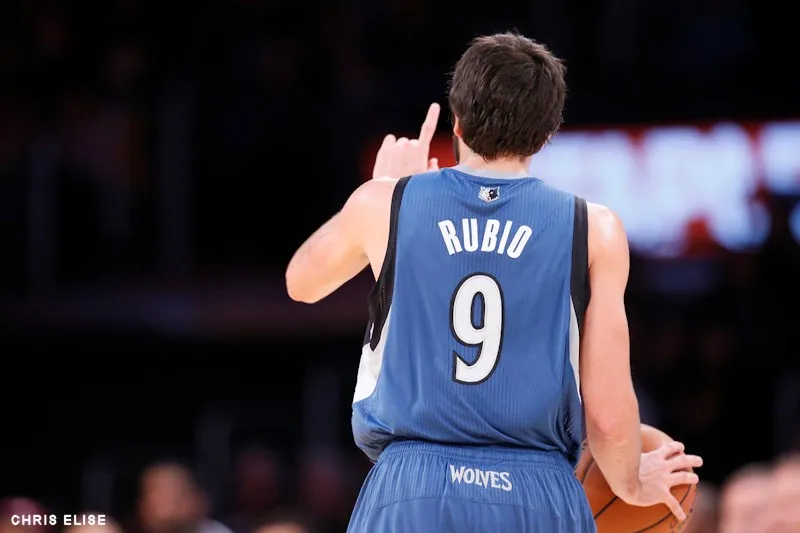 Ricky Rubio prolonge aux Wolves pour 56 millions de dollars