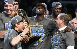 Le MVP de la nuit : Draymond Green (16 points, 11 rebonds, 10 passes) finit sur un triple double