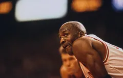 Le 17 mai 1993, Michael Jordan inscrit « The Shot II » et élimine encore les Cavaliers