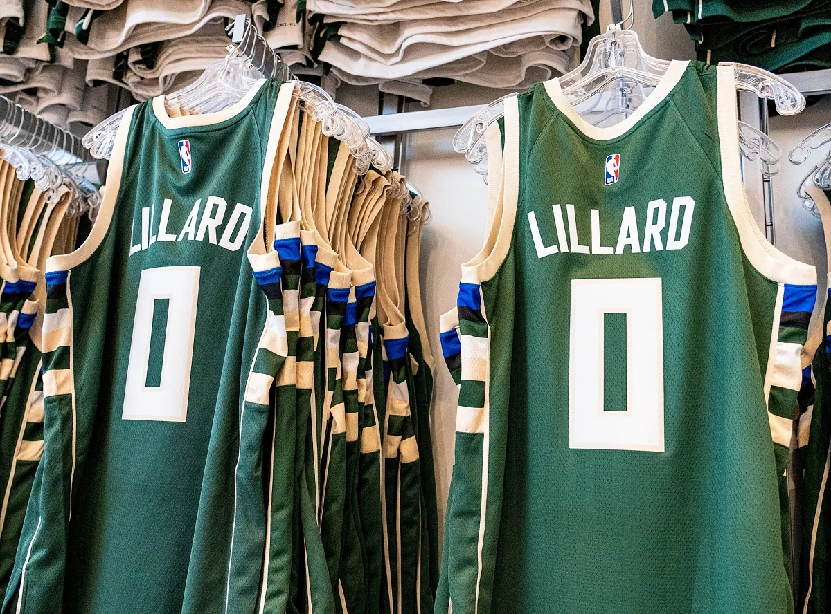 maillots de Damian Lillard aux Bucks