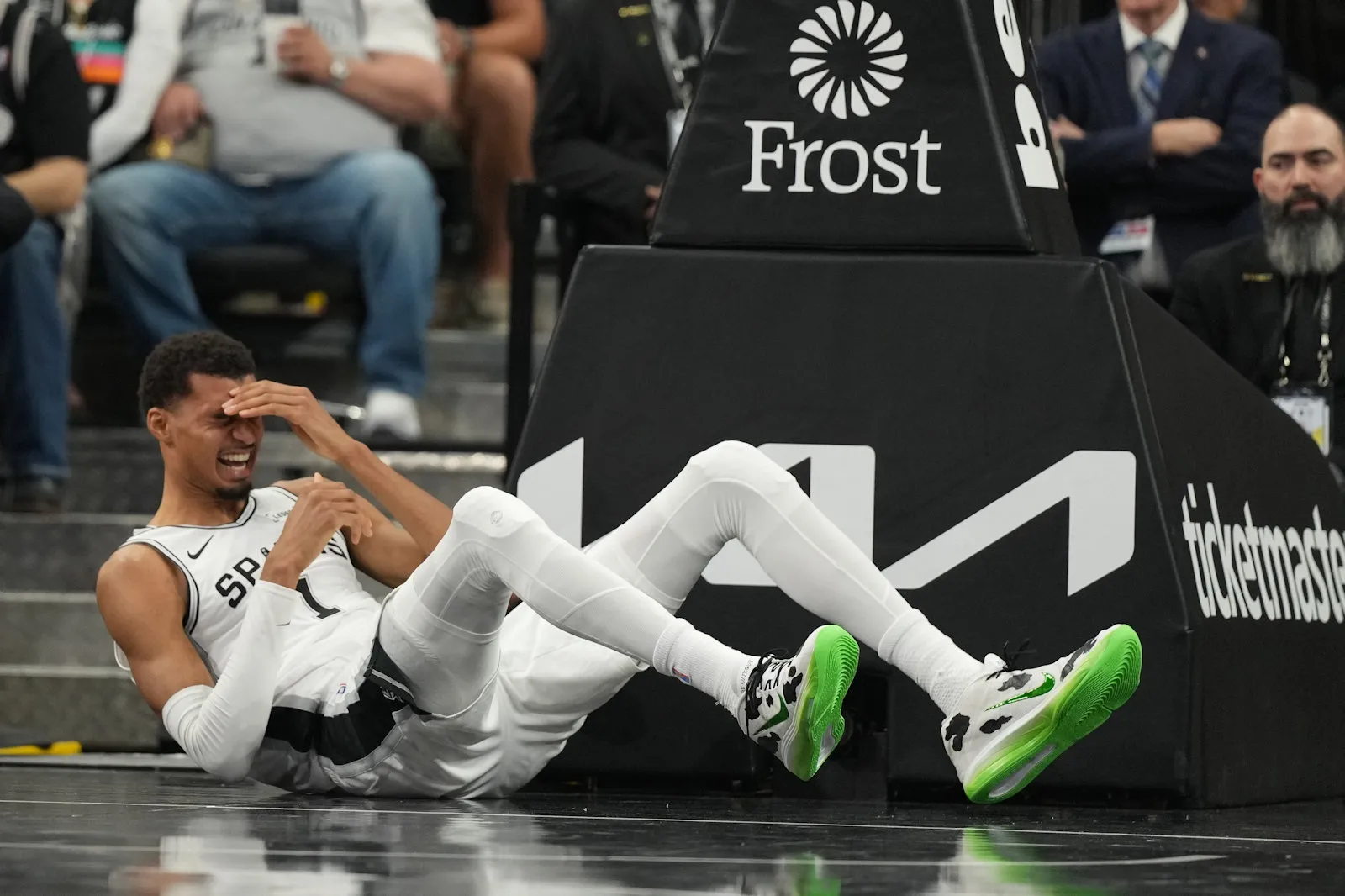 spurs