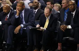 Lawrence Frank quitte le banc des Clippers pour rejoindre les bureaux