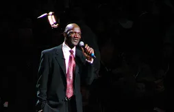 Porter prend la porte