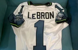 LeBron James en NFL : son maillot est prêt !