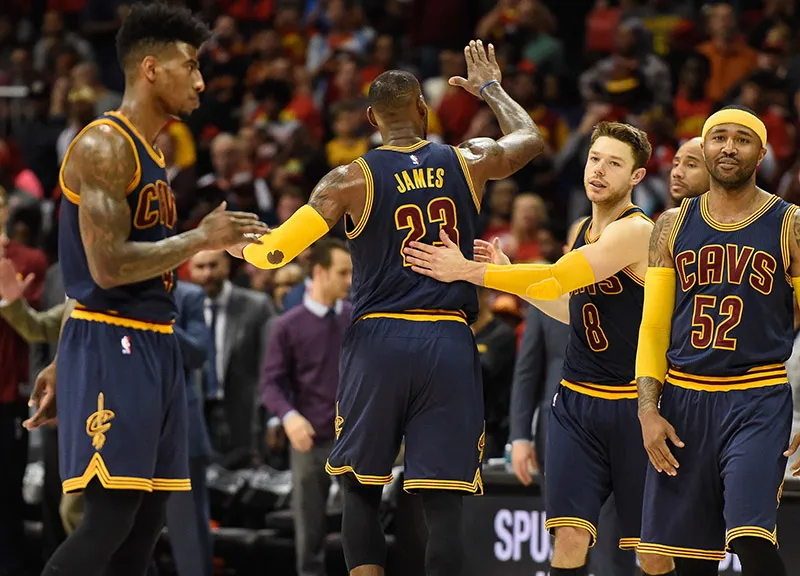 Auteurs de 21 tirs à 3-points, les Cavs mènent 3-0 face aux Hawks