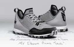 Adidas : Damian Lillard affiche son amour pour les Oakland Raiders