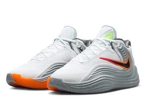 Un coloris « Cement » pour la Giannis Freak 7