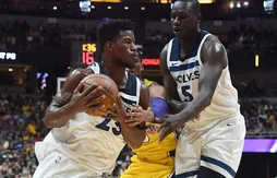 Les Wolves new look gâchent la première de Lonzo Ball
