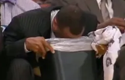 Le coach des Suns en a vomi…