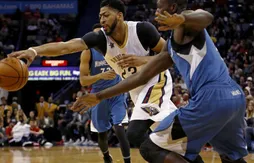 Anthony Davis (45 points) atomise les Wolves