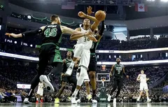 [Coaching] Giannis Antetokounmpo bloqué face au mur vert