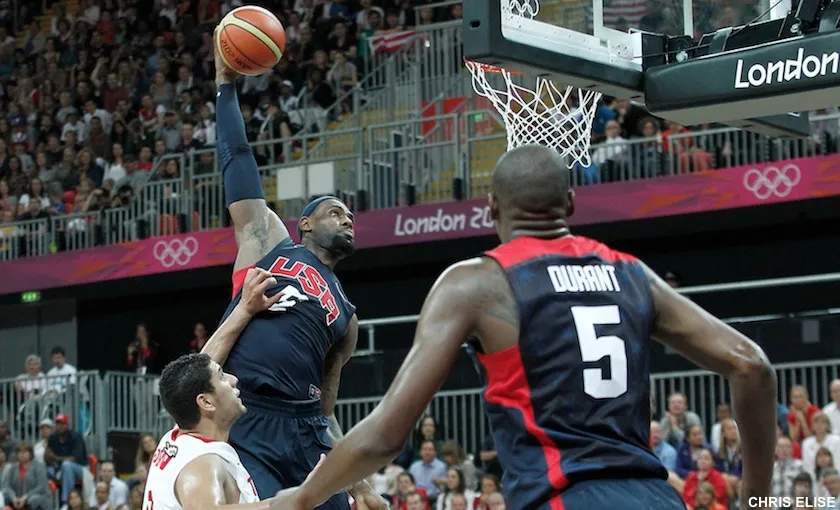 lebron-dunk-teamusa