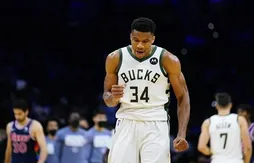 Le MVP de la nuit | Un Giannis Antetokounmpo au four et au moulin