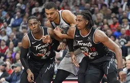 Les Spurs reçus 10 sur 10 à Toronto !
