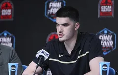 NCAA | “Player of The Year” cette saison, Zach Edey retourne à Purdue