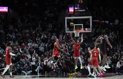 Chris Boucher s’est gravement blessé en arrachant la prolongation