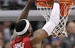 Miami fait le show d’entrée face à Dallas