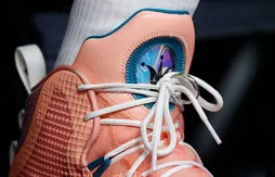 Avec sa chaussure signature, Nikola Jokic n’arrête pas de perdre son alliance !