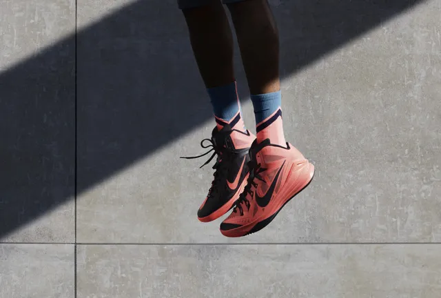 Fa14_SNP_BB_Hyperdunk_2014_PGeorge_0008_30647