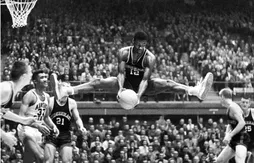 Quand Oscar Robertson débutait son combat pour créer la free agency