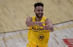 Stephen Curry rend hommage à Juan Carlos Navarro