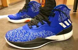 Adidas : la Rose 8 garde les couleurs des Knicks