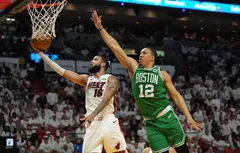 Grant Williams, efficace et discret