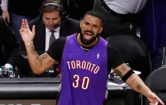 La petite histoire du maillot que portait Drake lors du premier match des Finals