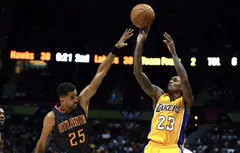 Les Lakers envoient Lou Williams à Houston contre Corey Brewer et un 1er tour de draft