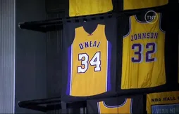 Le maillot de Shaquille O’Neal hissé au plafond… était floqué à l’envers