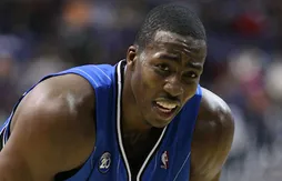 Dwight Howard se fâche : “donnez-moi la balle !”