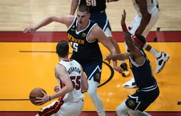 La défense des Nuggets étouffe le Heat